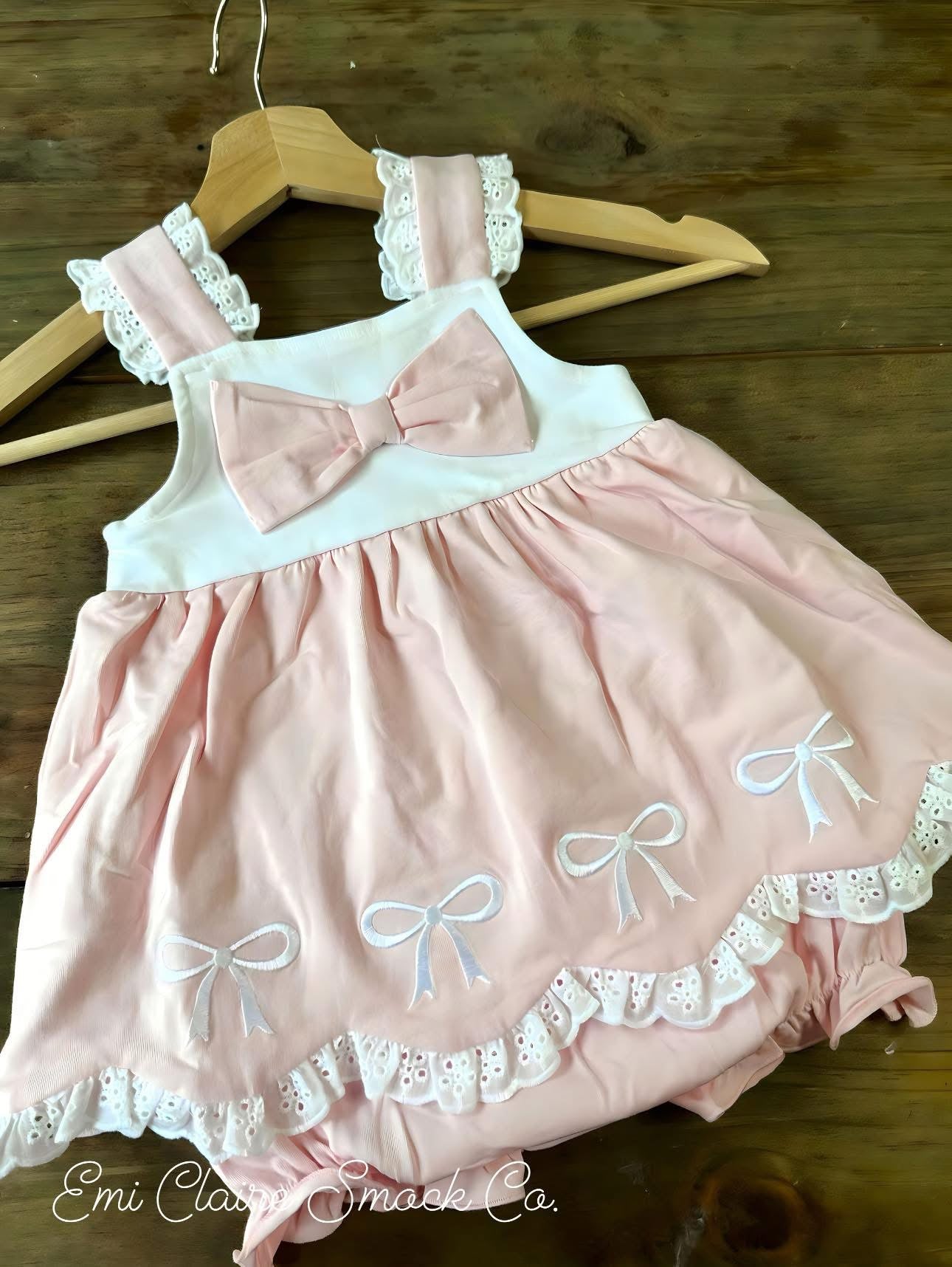 RTS GIRLY BOWS BLOOMER SET (NON-CUSTOMIZABLE, PLEASE LEAVE BOX BLANK) SHIPS IN 5 BUSINESS DAYS l